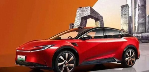 配资第一门户 一汽丰田bZ5：年轻人的靠谱纯电搭子，稳了！